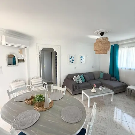 Apartment Irenes Larnaca